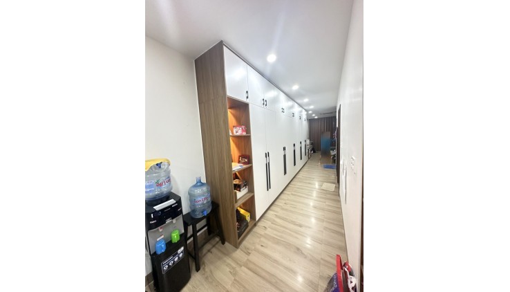 Mặt Tiền Kinh Doanh 5 Tầng Sầm Uất 111m2_4.2/10x18.5m Vị trí Đẹp Giáp Phạm Văn Đồng Linh Tây Thủ Đức Chỉ 16,8 tỷ